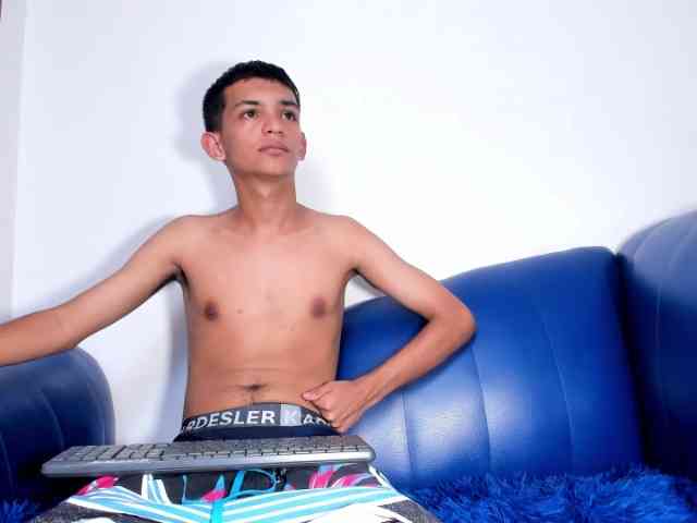littlecum18