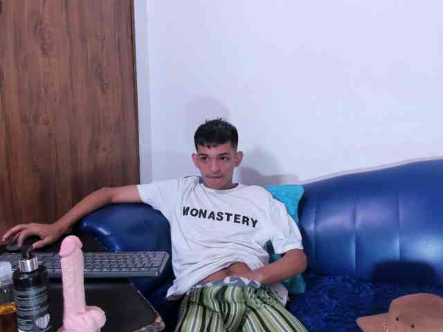 littlecum18