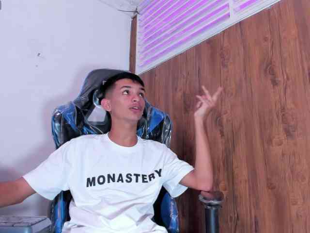 littlecum18
