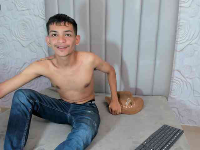 littlecum18