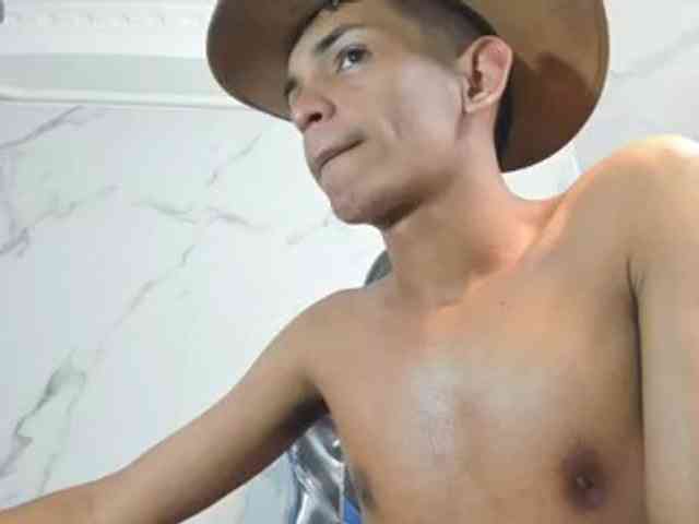 littlecum18