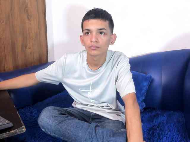 littlecum18