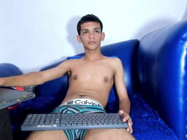 littlecum18