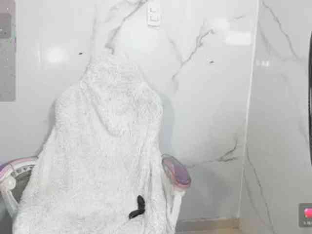 littlecum18