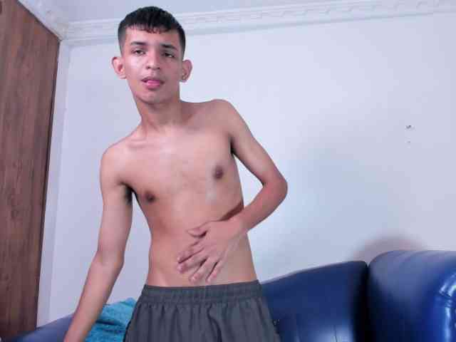littlecum18