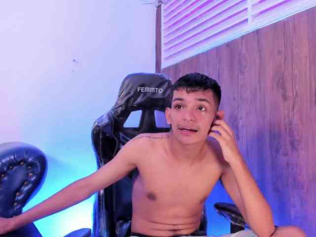 littlecum18