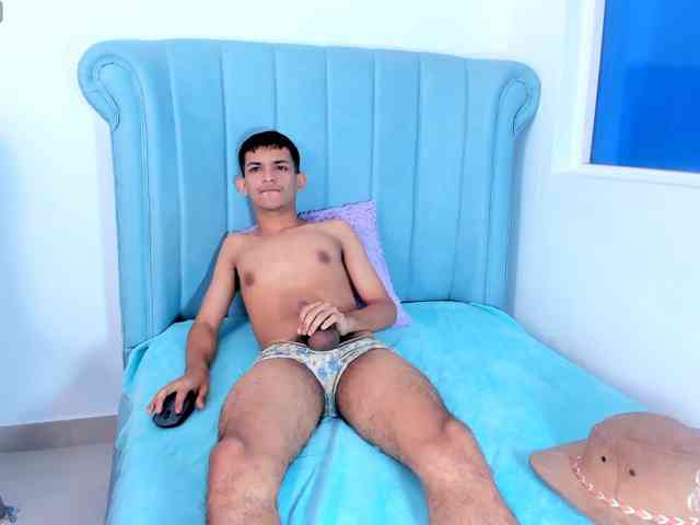littlecum18