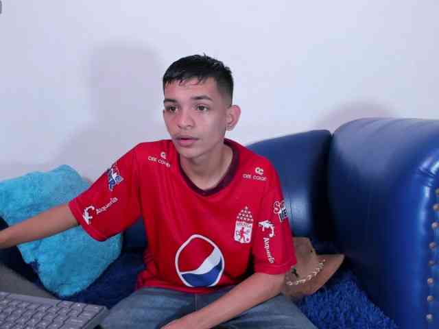 littlecum18