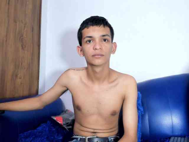 littlecum18