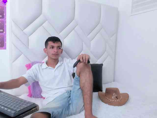 littlecum18