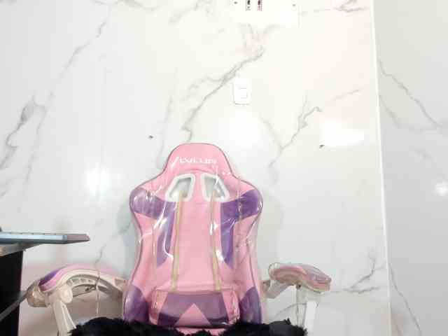 littlecum18