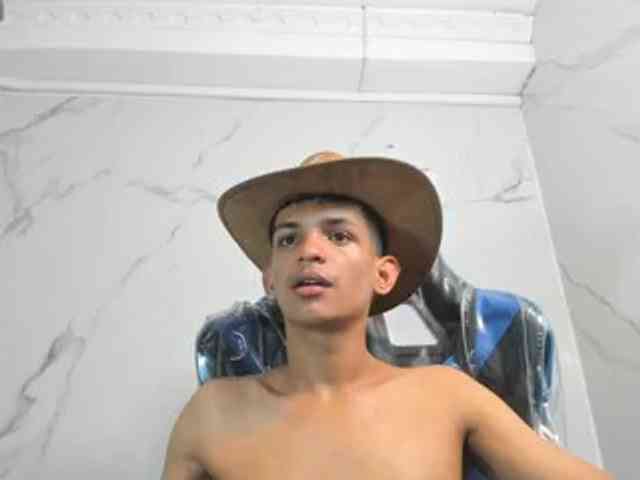 littlecum18