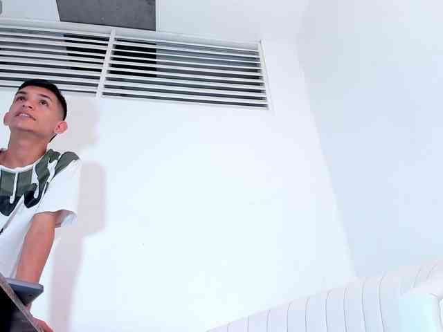 littlecum18