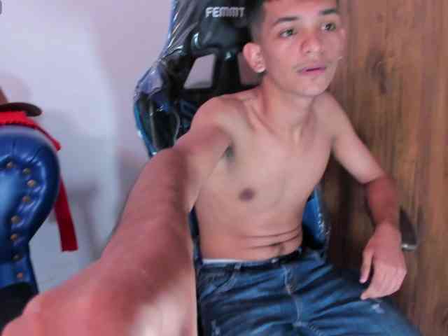 littlecum18