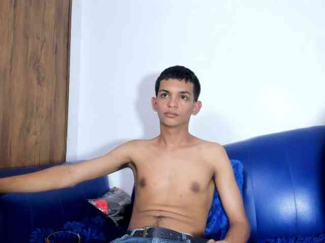 littlecum18