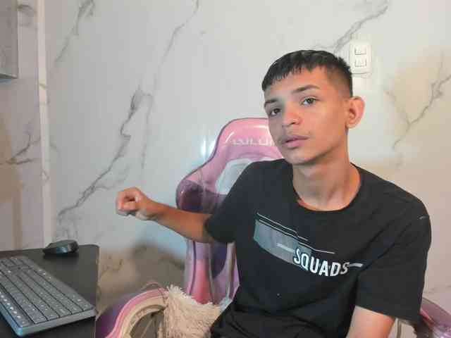 littlecum18