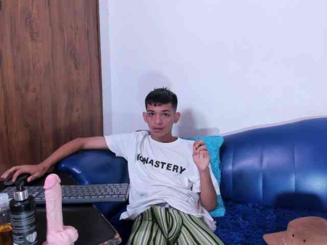 littlecum18