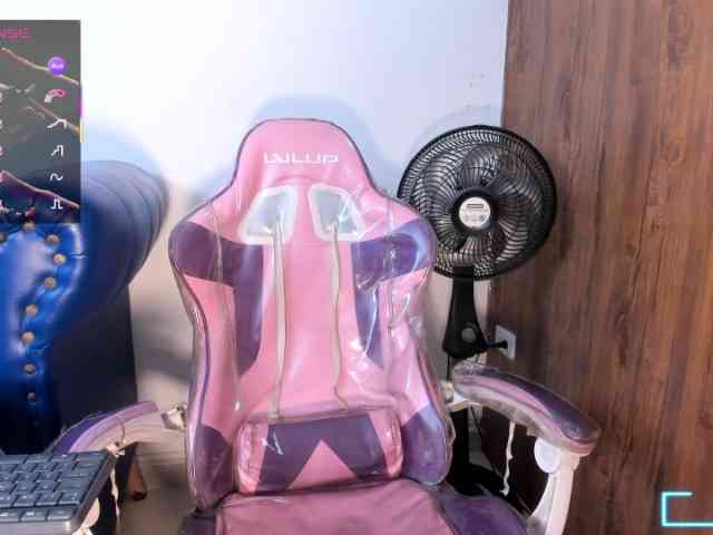 littlecum18 littlecum18