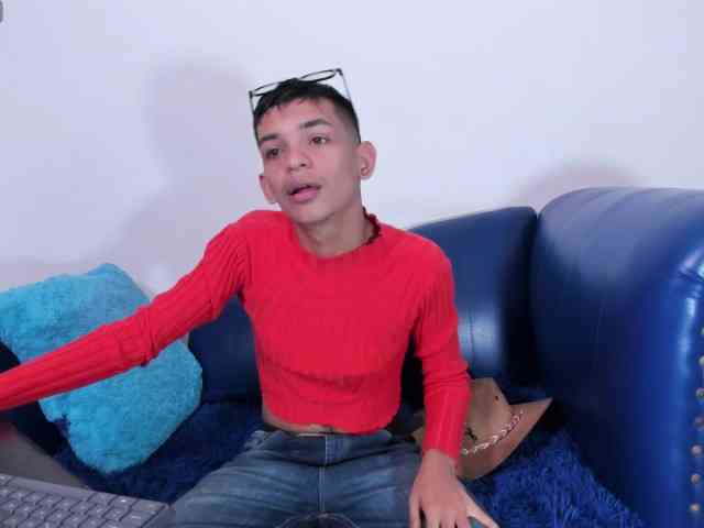 littlecum18