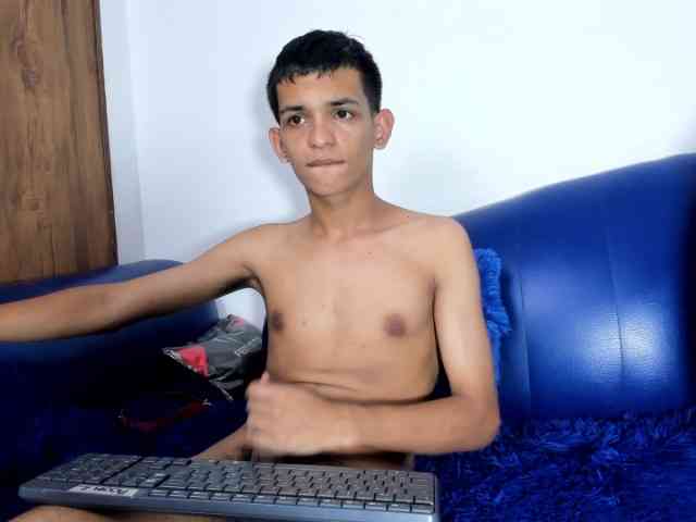littlecum18