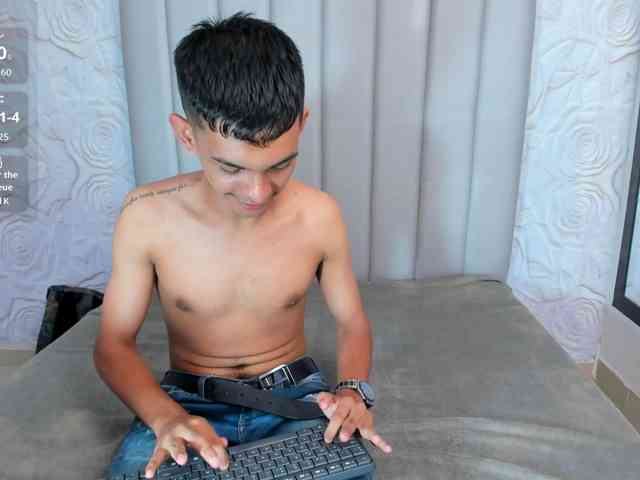 littlecum18 littlecum18