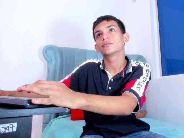 littlecum18
