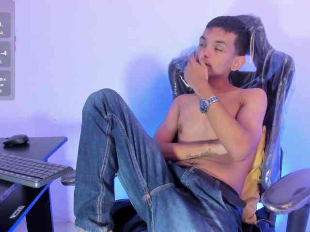 littlecum18