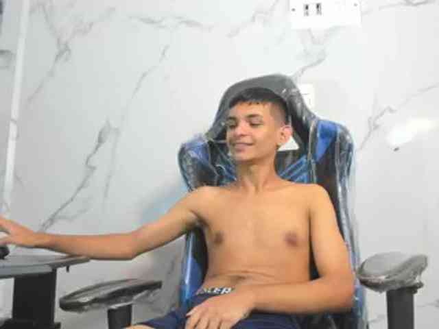 littlecum18