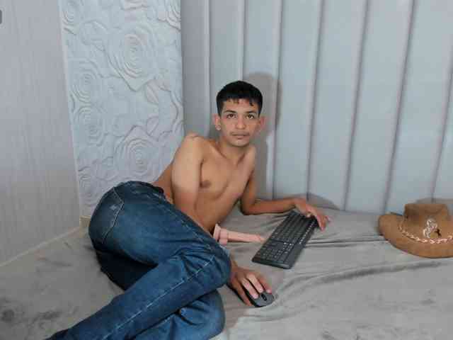 littlecum18