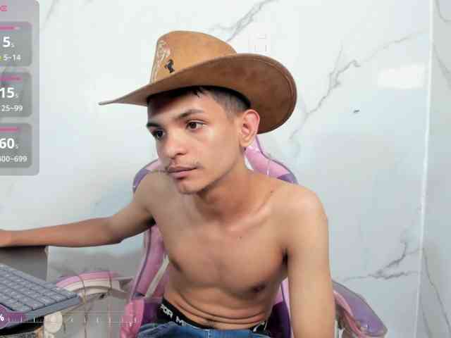 littlecum18