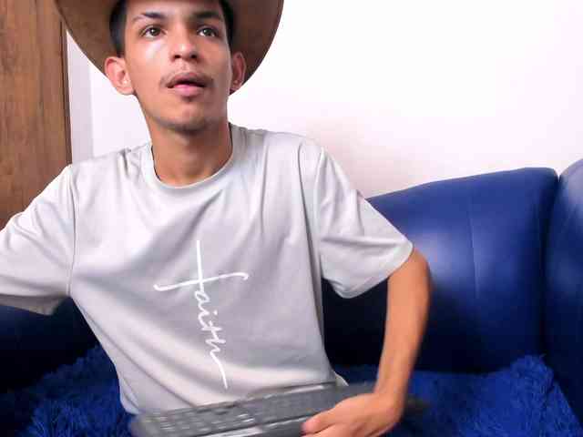 littlecum18