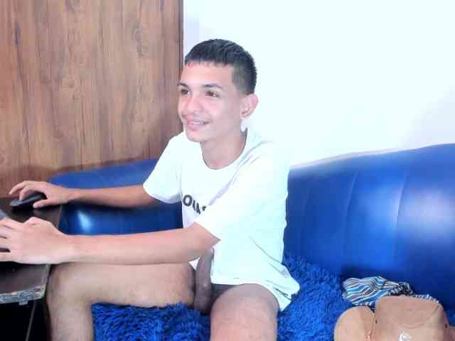 littlecum18
