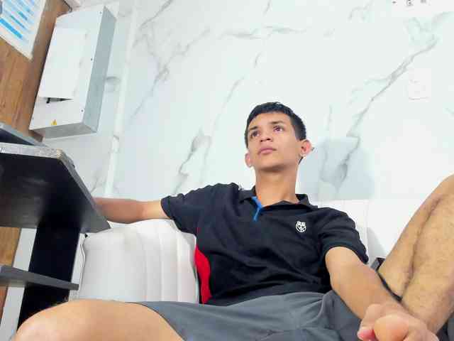 littlecum18