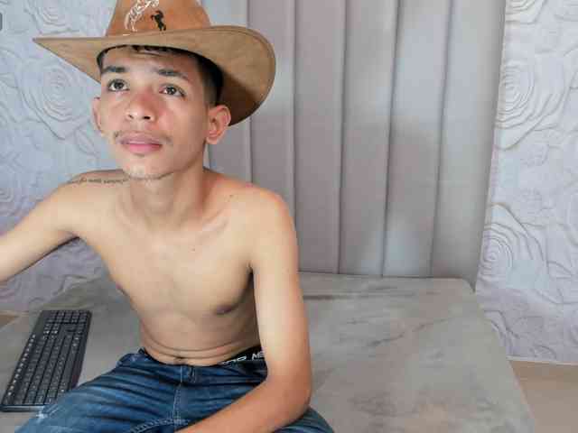 littlecum18