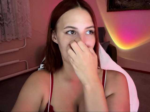 Loozzyy live cam on BongaCams