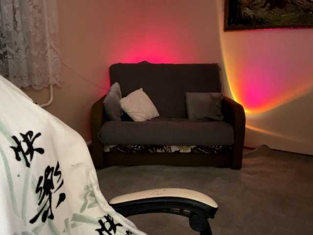 Loozzyy, en directo ahora en BongaCams