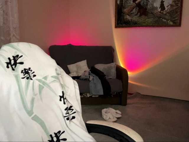 Loozzyy live cam