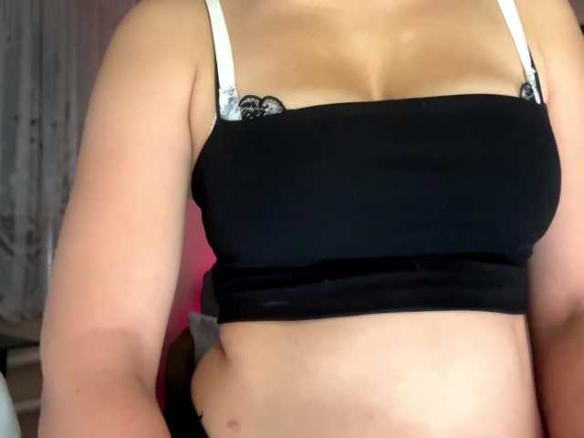 Loozzyy live cam on BongaCams