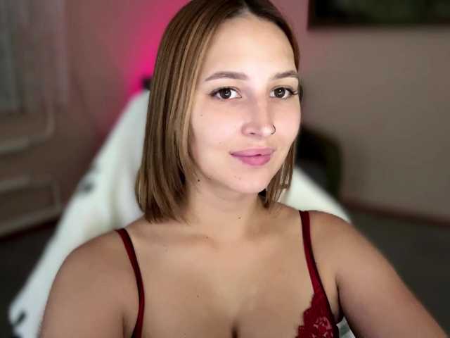 Loozzyy live cam on BongaCams