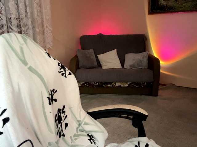 Loozzyy live cam on BongaCams