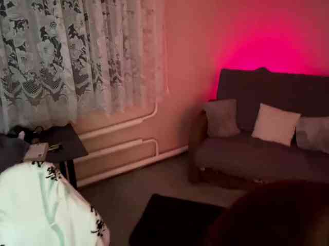 Loozzyy webcam