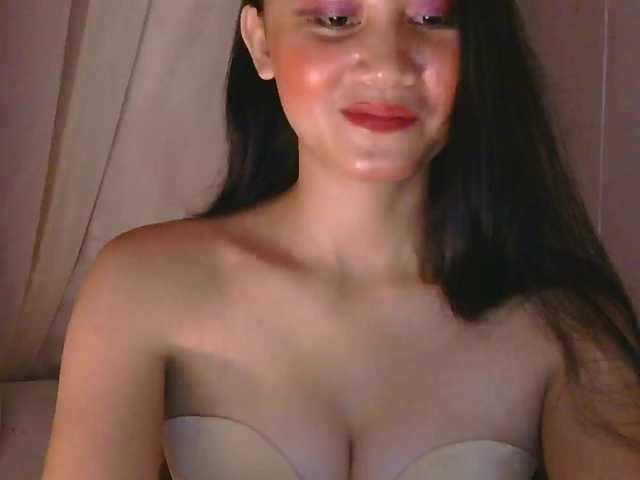 Enchantes24 live cam on BongaCams