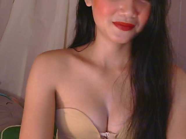 Enchantes24 live cam on BongaCams