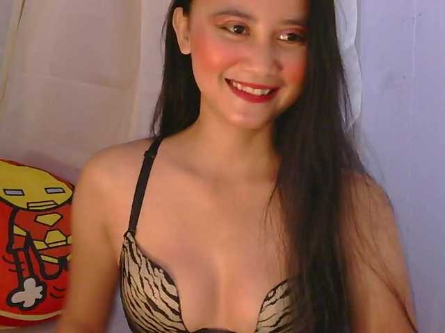 Enchantes24 live cam on BongaCams