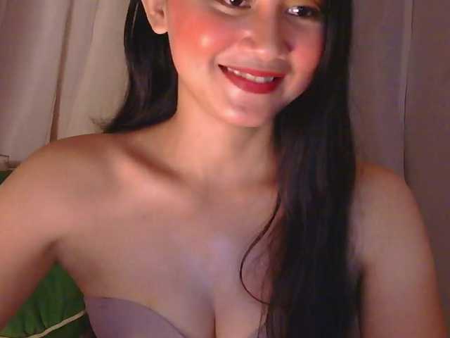 Enchantes24 live cam on BongaCams