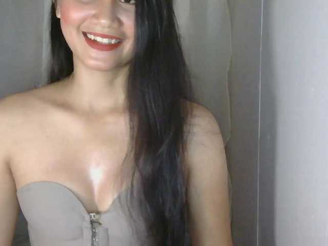 Enchantes24 live cam on BongaCams