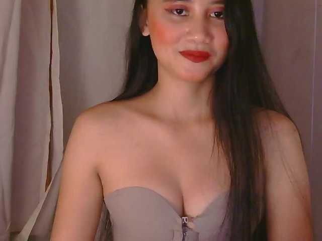 Enchantes24 live cam on BongaCams