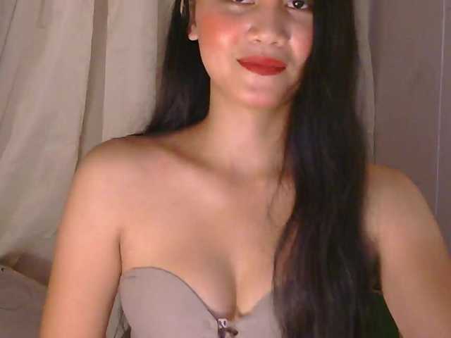 Enchantes24 live cam on BongaCams