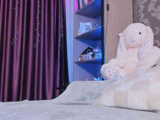 RileyNox webcam