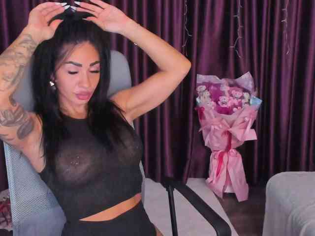 RileyNox webcam